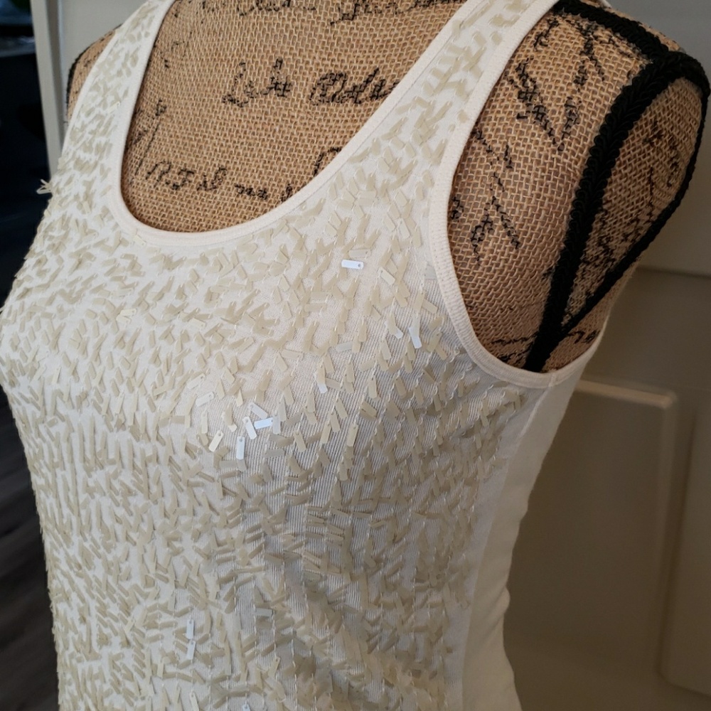 Apt 9 tank top ivory cream white sparkly sequin front Size Medium - Picture 3 of 5